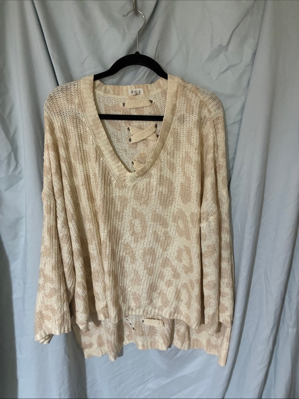 POL Beige Cream V-Neck Oversized Leopard Knit Sweater